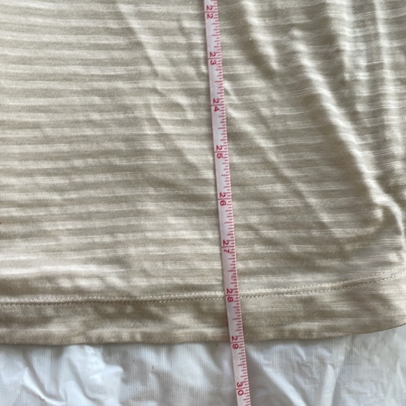 Club Monaco T-Shirt with Short Sleeve in Cream/Light Gray Size-Medium NWOT - Picture 11 of 11